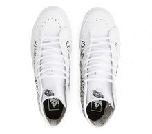 Laden Sie das Bild in den Galerie-Viewer, VANS | SK8-HI DECON (CUTOUT) | BLÄTTER / WEISS